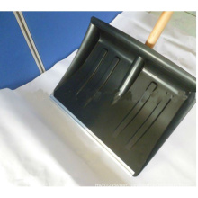 Thickened Plastic Snow Shovel with Wooden Handle (s103)